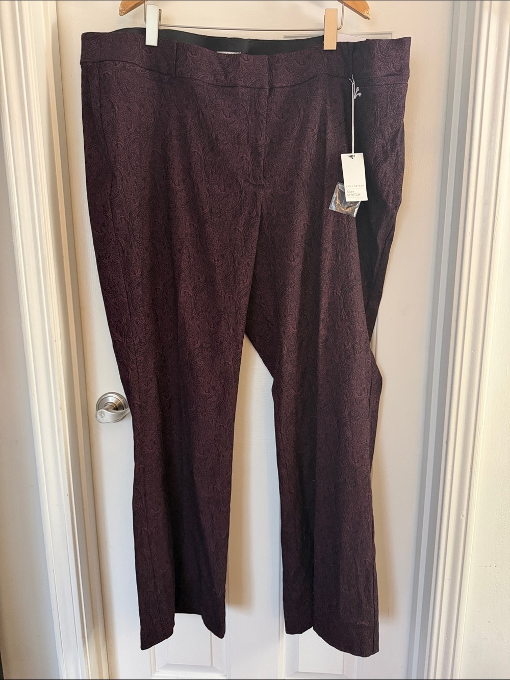 NWT Lane Bryant the Allie Plum Paisley Jacquard Pants sexy stretch size 28